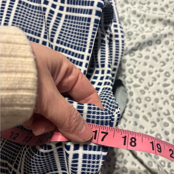 Vintage Sleeveless Navy Plaid Dress with Cream Collar. Fits size S - Picture 4 of 4